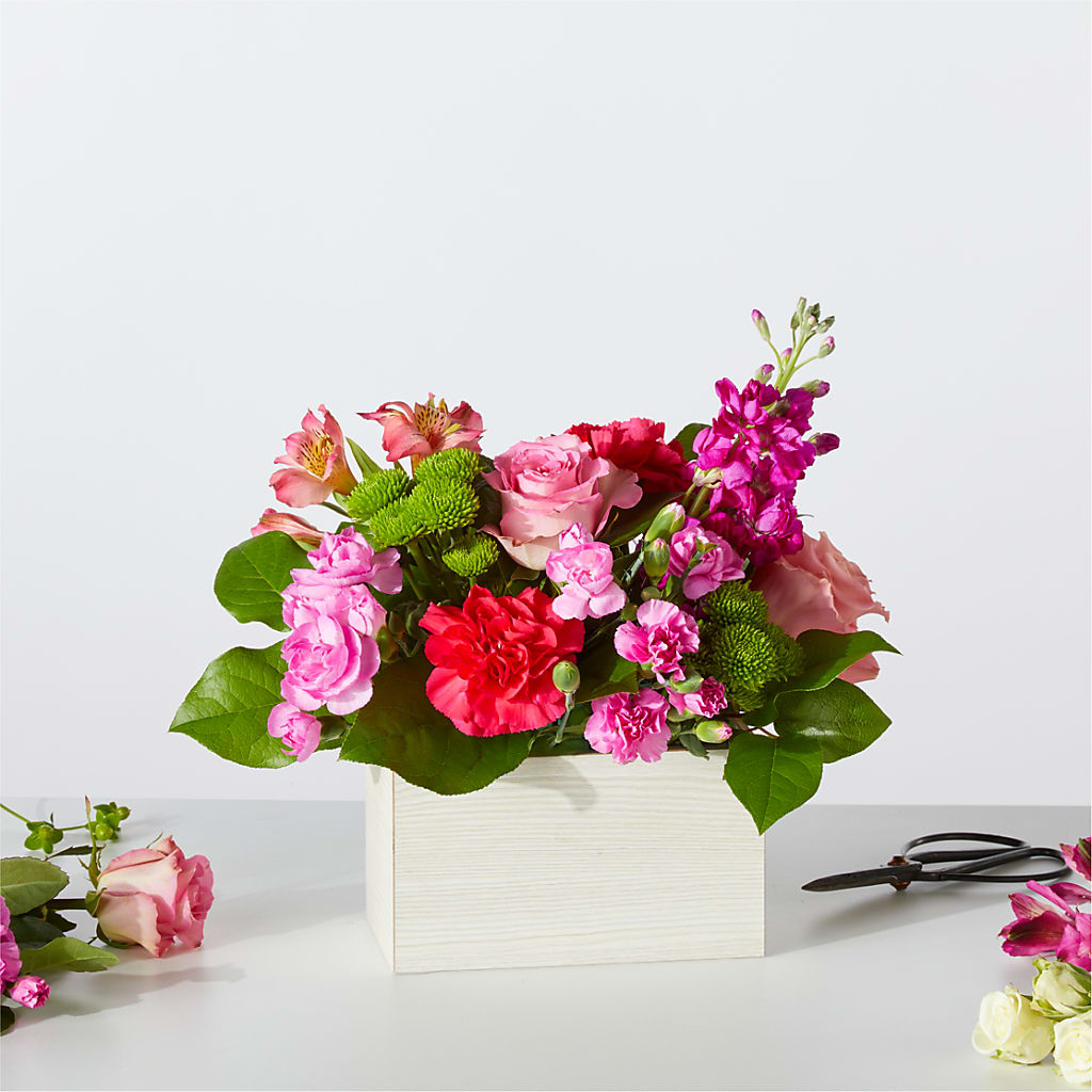 Sweetberry Box – A Florist Original – Simply Flowers, Los Angeles CA