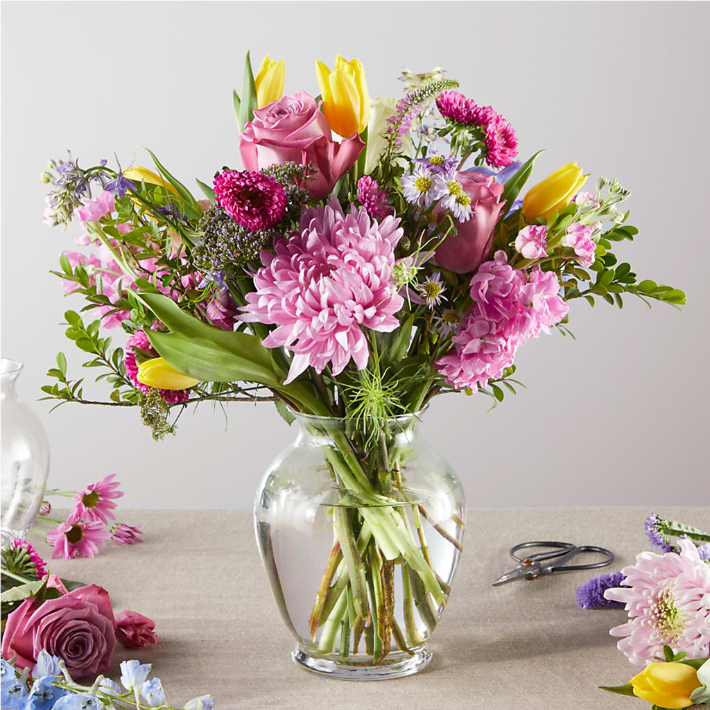 Pastel Tradition - A Florist Original – Simply Flowers, Los Angeles CA