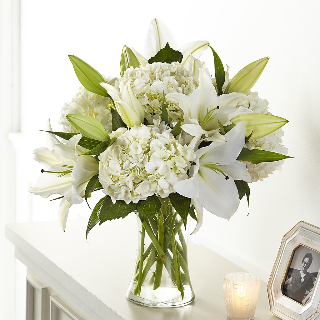 Compassionate Lily Bouquet – Simply Flowers, Los Angeles CA