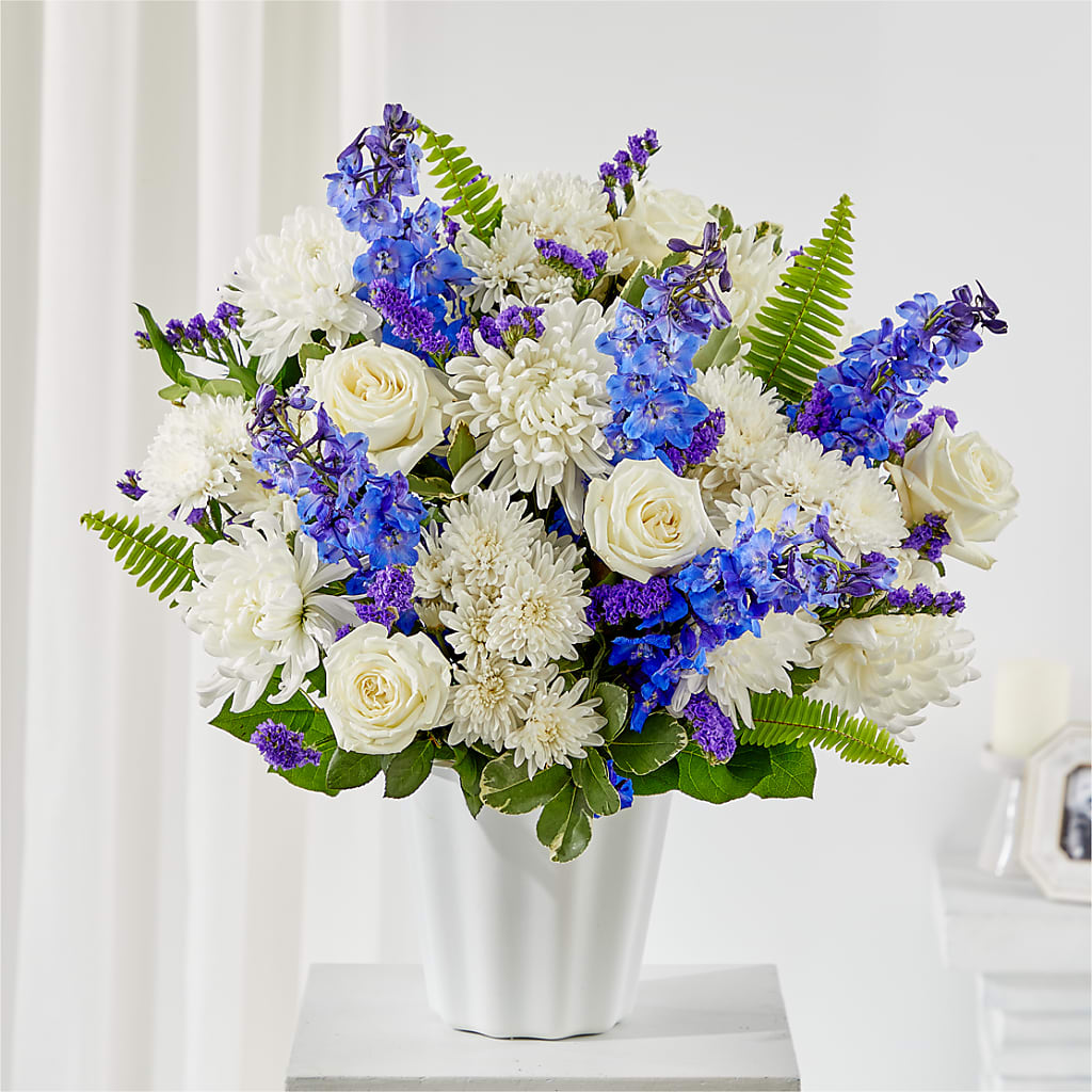 Hold Dear Tabletop Basket – Simply Flowers, Los Angeles CA