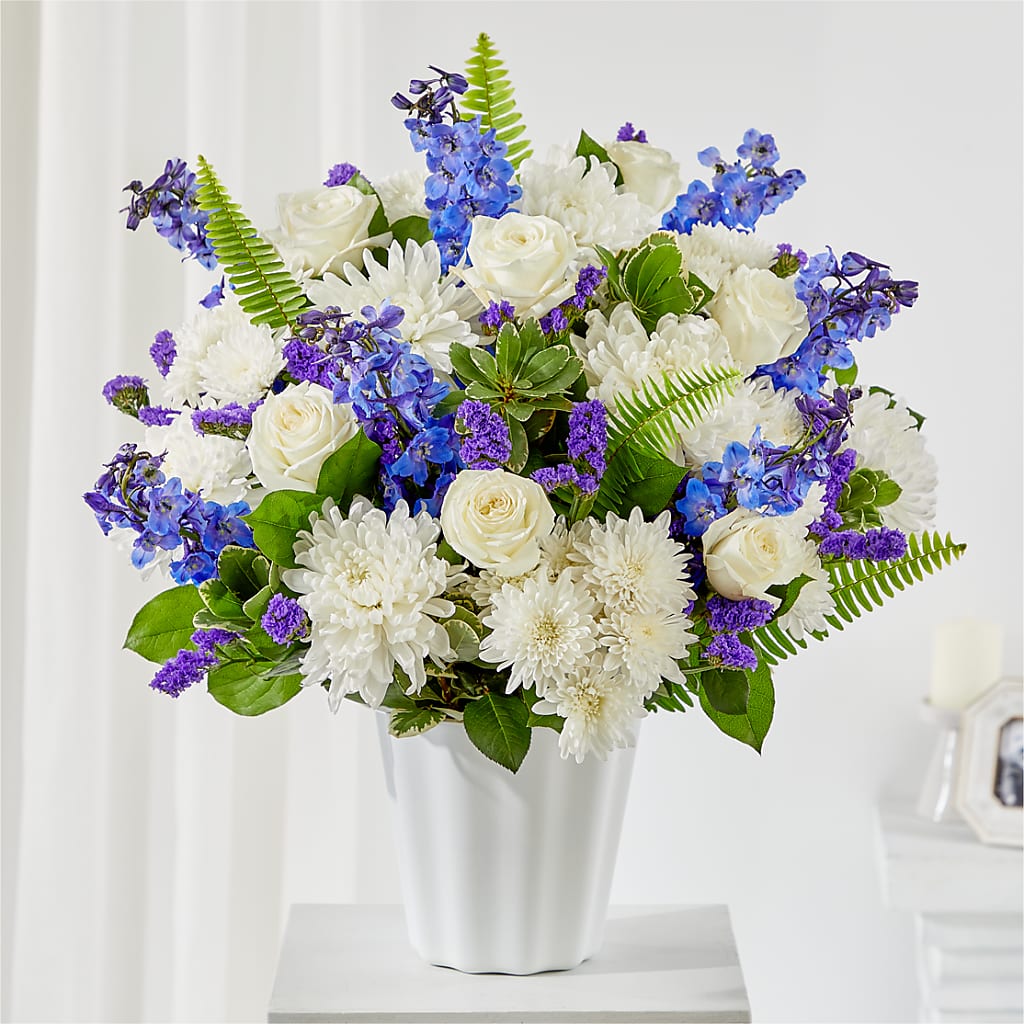 Hold Dear Tabletop Basket – Simply Flowers, Los Angeles CA