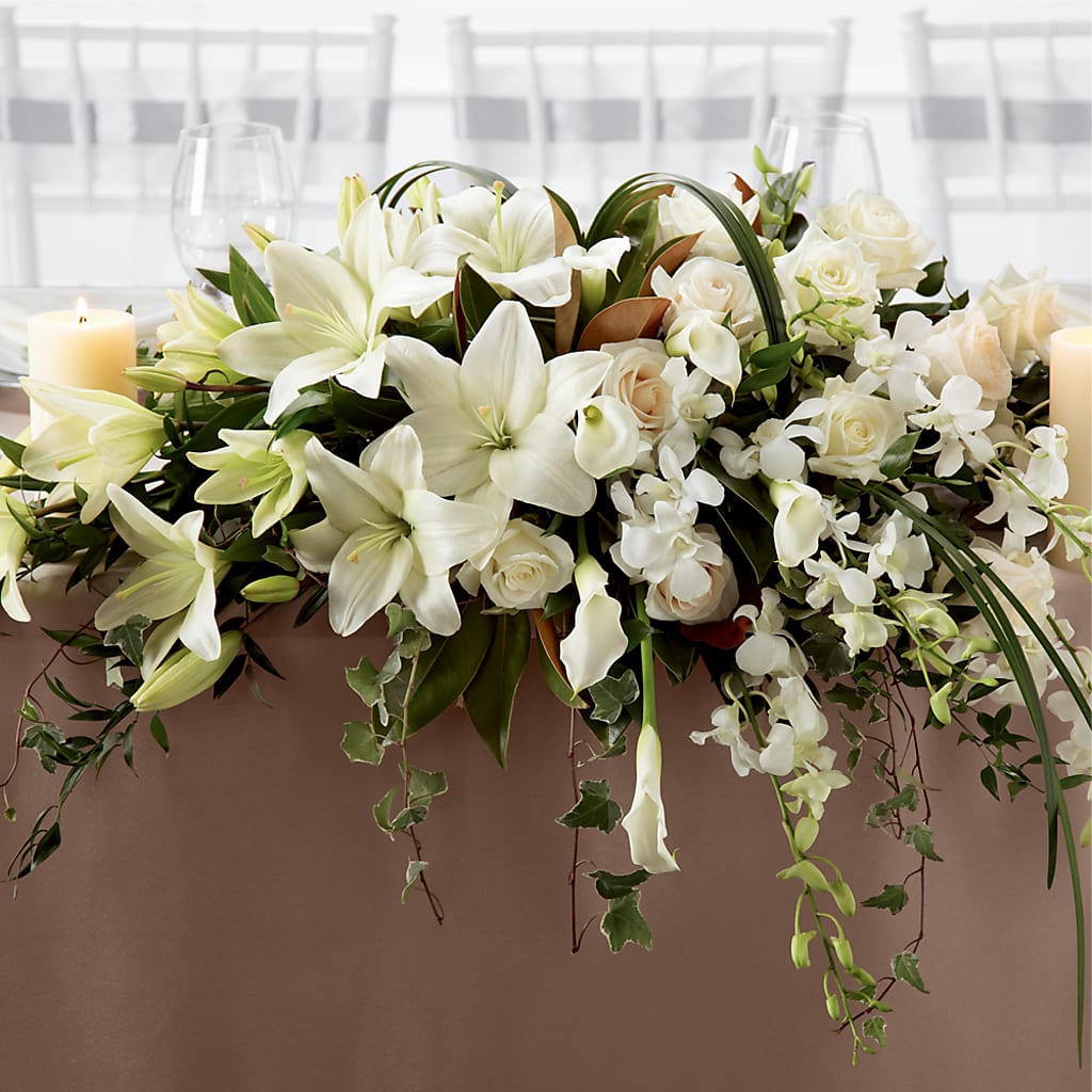 White Linen Arrangement – Simply Flowers, Los Angeles CA