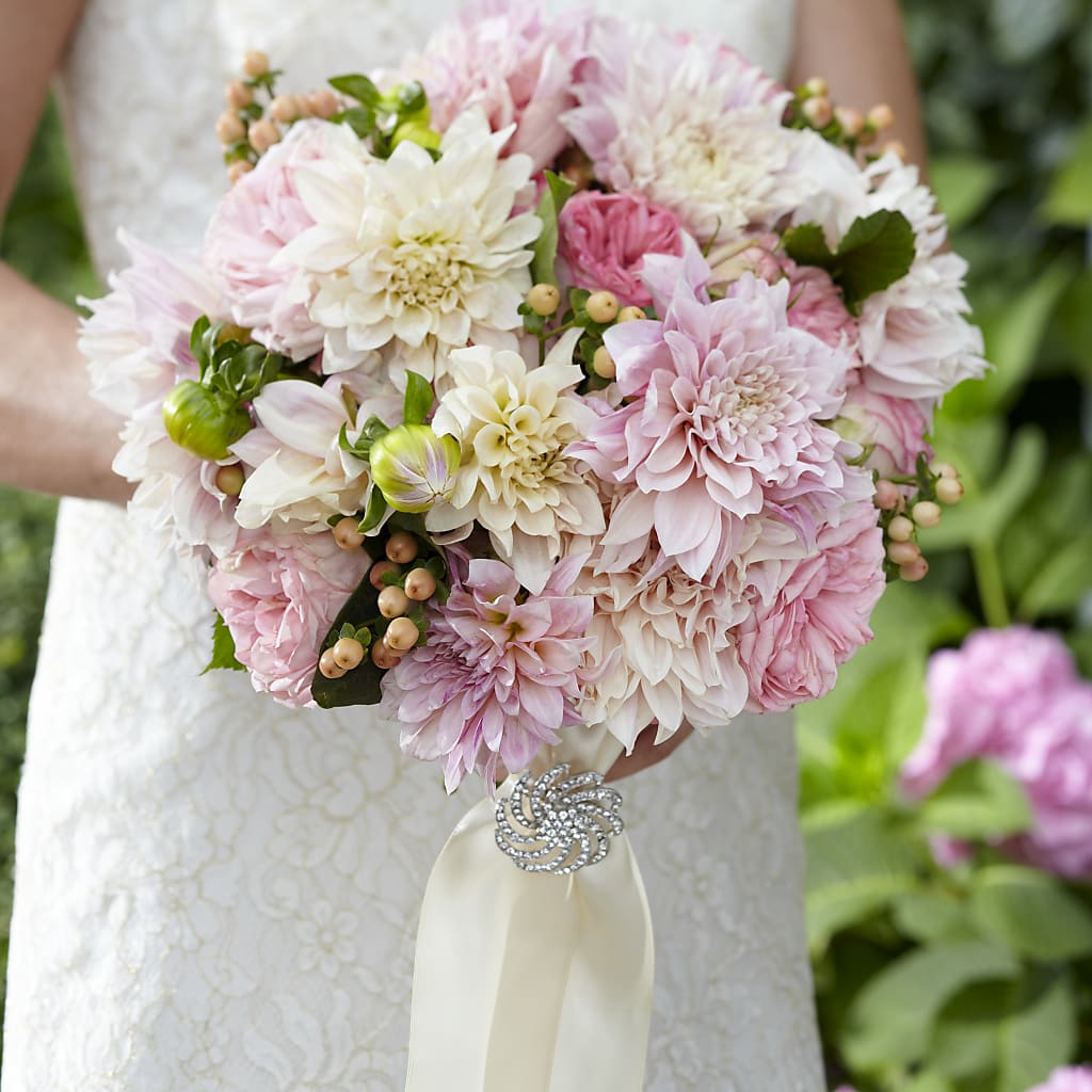 Heart's Promise Bouquet – Simply Flowers, Los Angeles CA
