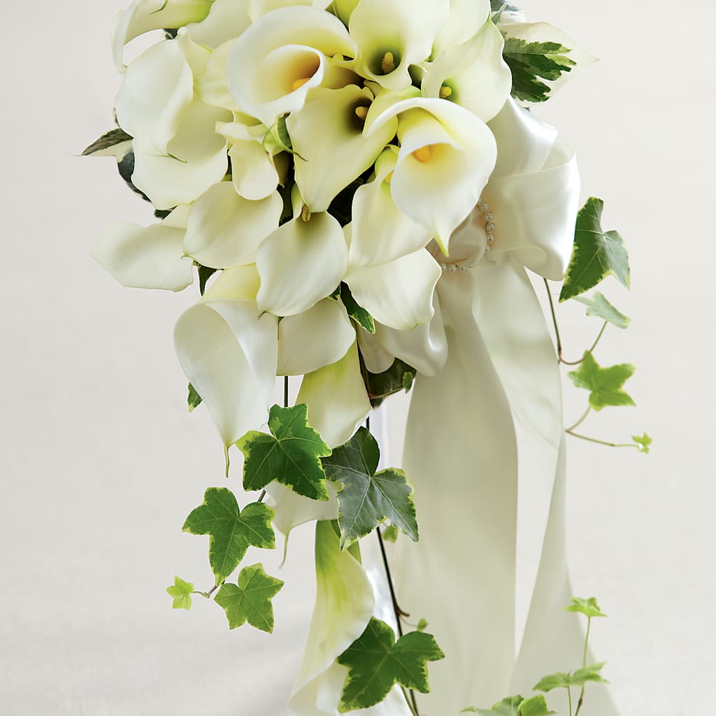 White Chapel Bouquet – Simply Flowers, Los Angeles CA