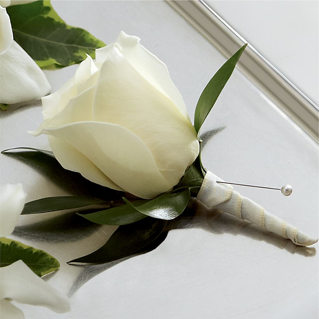 White Rose Boutonniere – Simply Flowers, Los Angeles CA