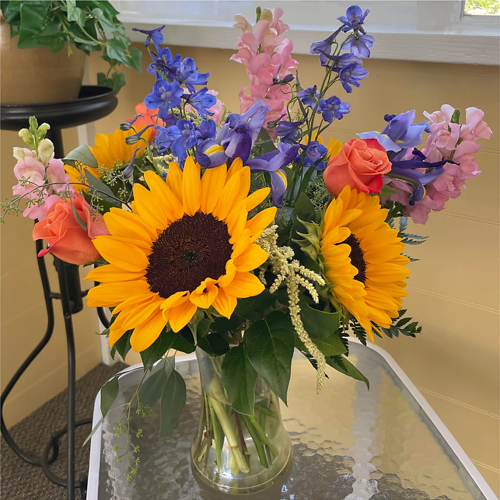 Rays of Life Bouquet –  Simply Flowers, Los Angeles CA