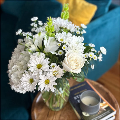 Classic Ivory – A Florist Original –  Simply Flowers, Los Angeles CA