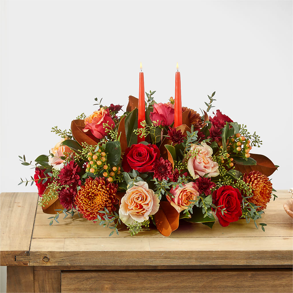 Gather Near Centerpiece –  Simply Flowers, Los Angeles CA
