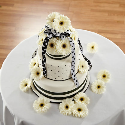 Simple Sophistication Cake Décor –  Simply Flowers, Los Angeles CA