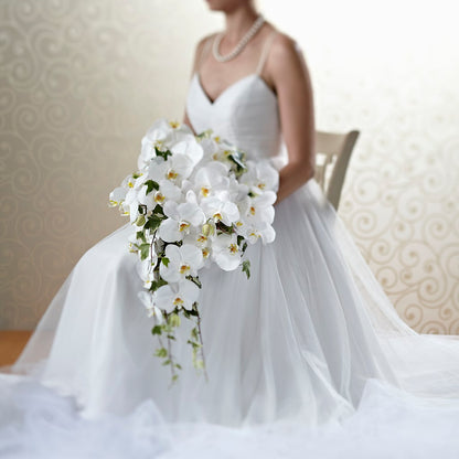 Classic White Bouquet –  Simply Flowers, Los Angeles CA
